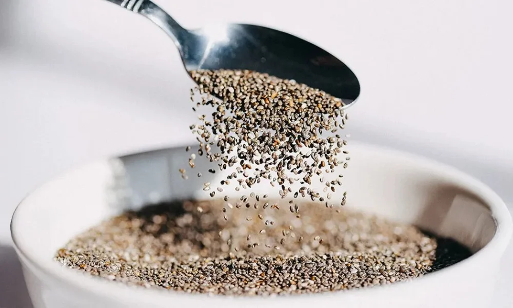 Doctor Warns 5 Groups to Avoid Chia Seeds Immediately