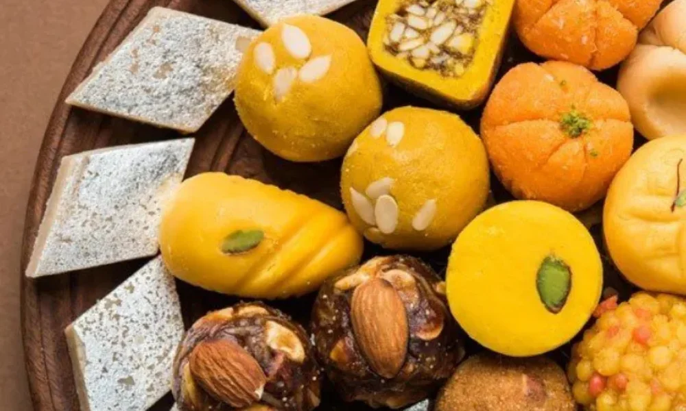 Smart Eating Tips for Raksha Bandhan & Festivals