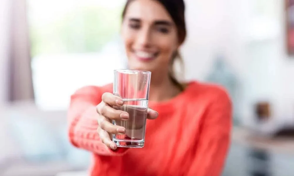 Lemon water for kidney health 2025