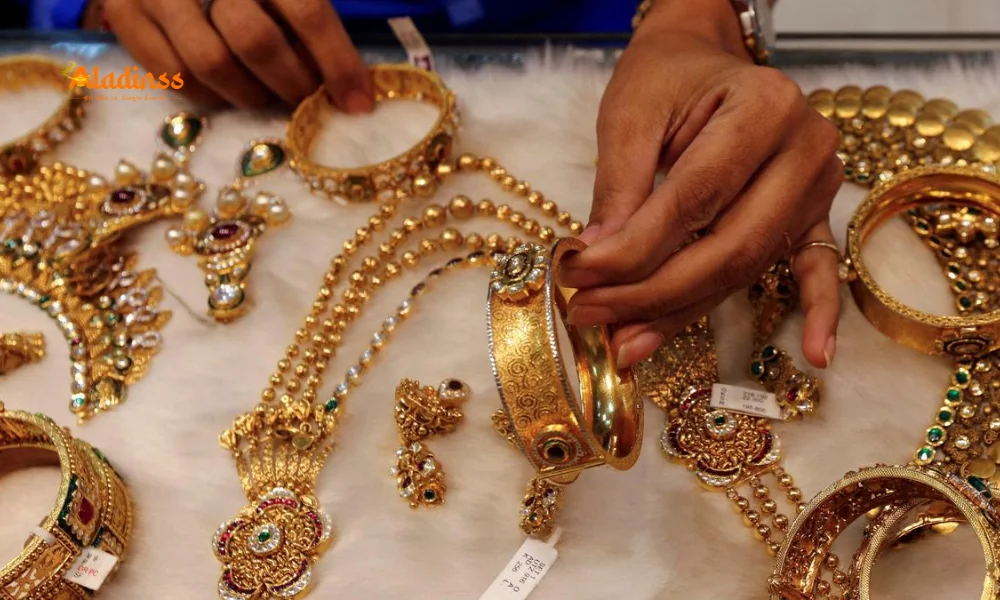Gold Hike Shocks India Jewelers