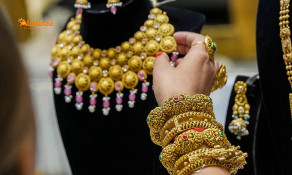 Gold Price Alert: Tamil Nadu Sees Major Drop, Buyers Take Note