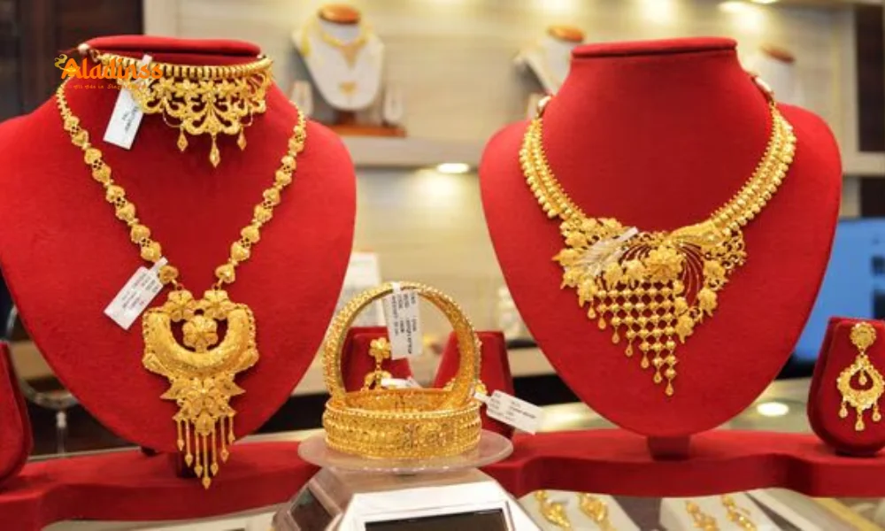 Gold Prices Fall: City-Wise Rates Updated as Price Hits ₹1,28,000