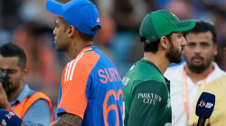 Asia Cup Super 4: Suryakumar Yadav Avoids Handshake with Pakistan Captain