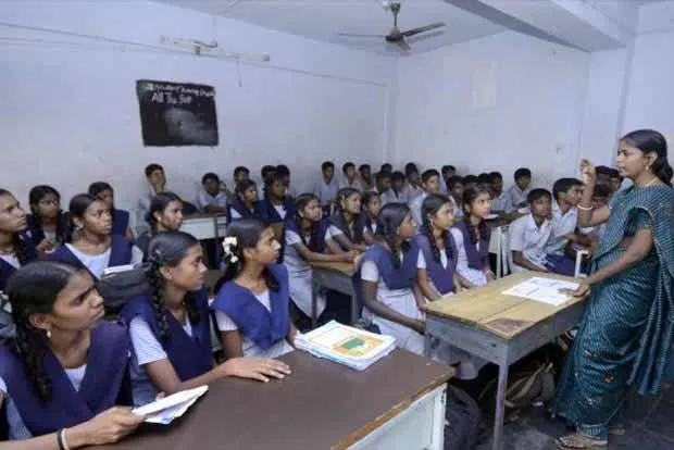Tamil Nadu private schools no special classes during quarterly vacation 2025