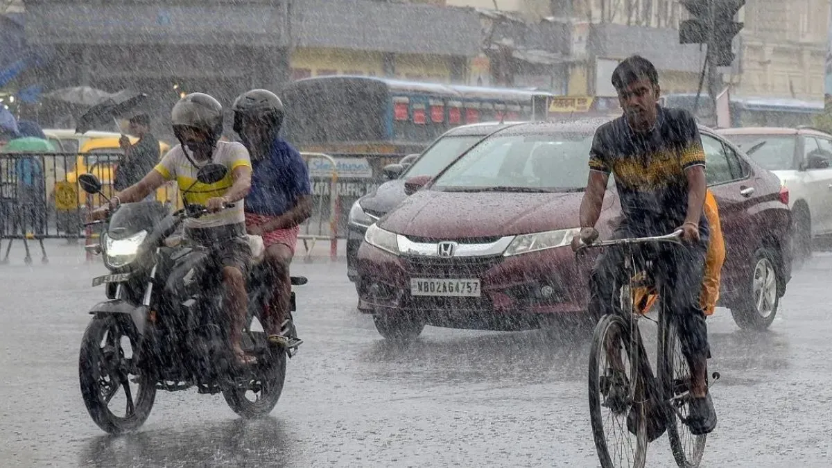 Heavy rain in Madurai and Theni districts Tamil Nadu September 2025