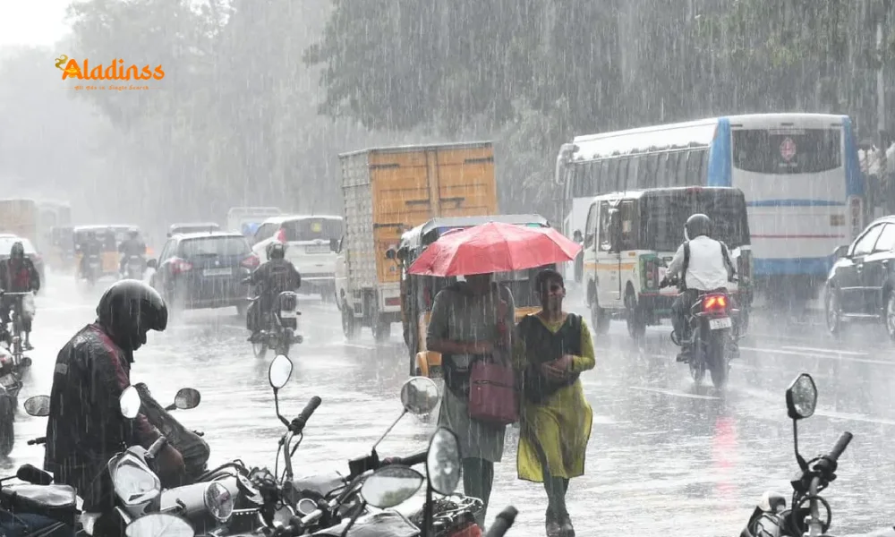 Heavy Rain Alert in 10 TN Districts Today
