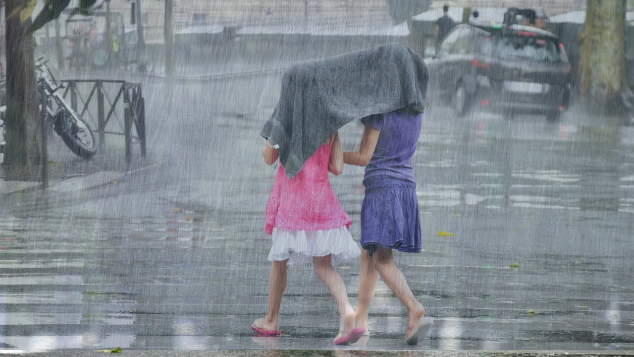 Tamil Nadu heavy rains school holiday
