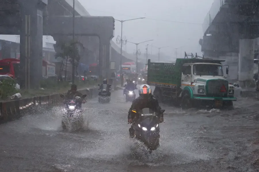 Mumbai floods due to heavy rainfall