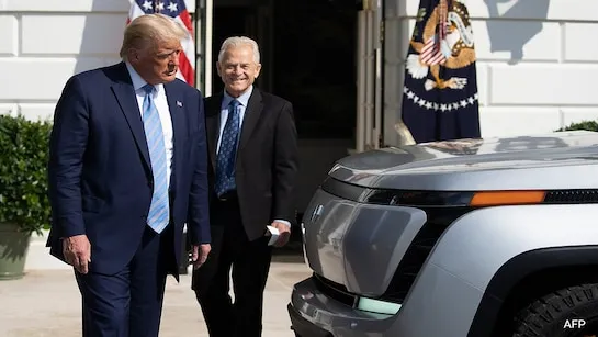 Trump Aide Navarro Warns India Tariff Row