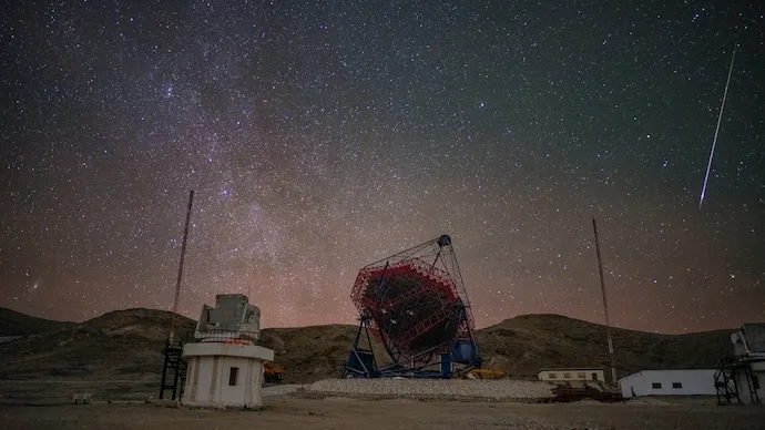 shooting star geminid meteor shower