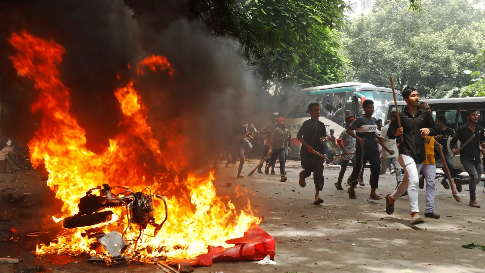 Dhaka protests arson Daily Star Prothom Alo