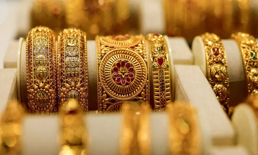 gold price hike India October 2025 forecast