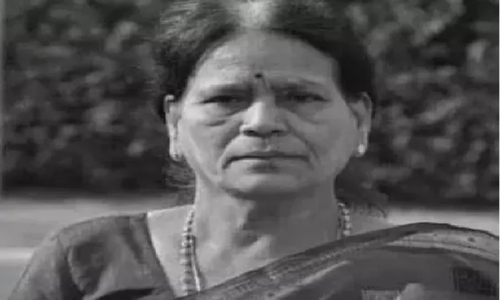 Premalatha Vijayakanth mother death condolences