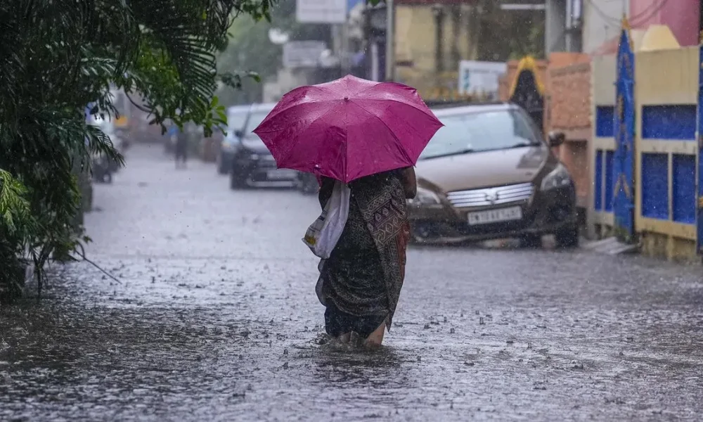 Tamil Nadu rain alert heavy rain 5 districts meteorological department warning breaking news today