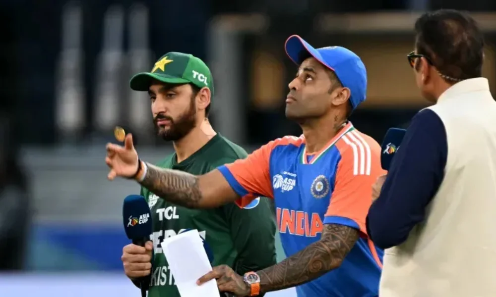 Suryakumar Yadav No Handshake Asia Cup 2025 India vs Pakistan Breaking News