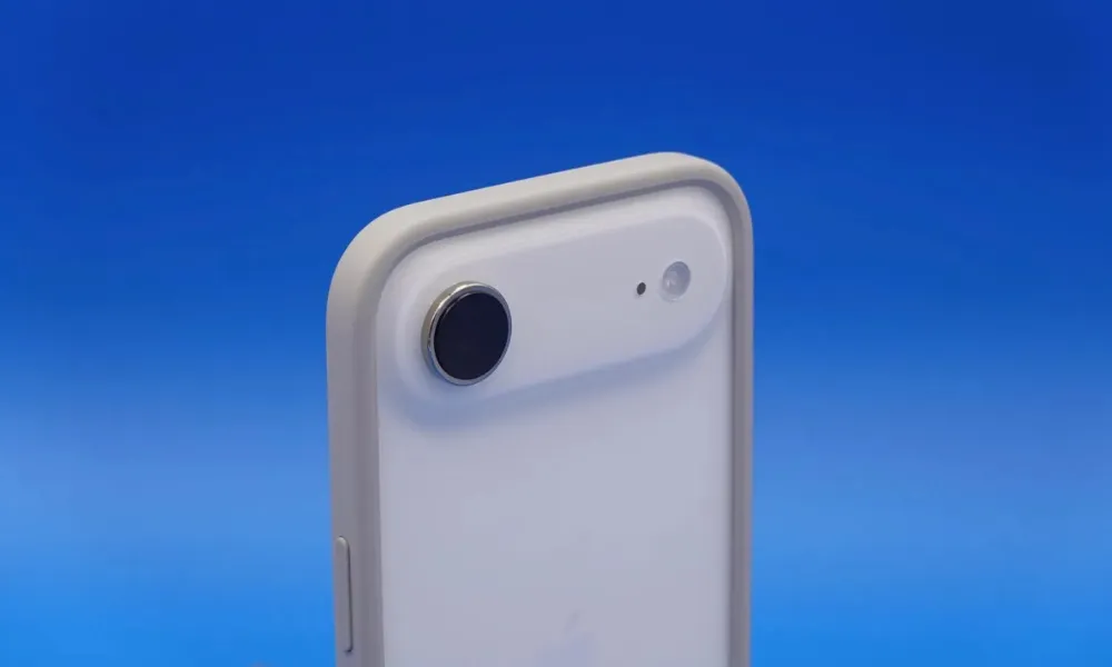 Apple iPhone Air and iPhone 17 Pro Camera Bug Fix