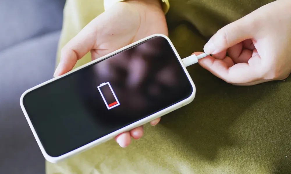 increase smartphone battery life tips 2025