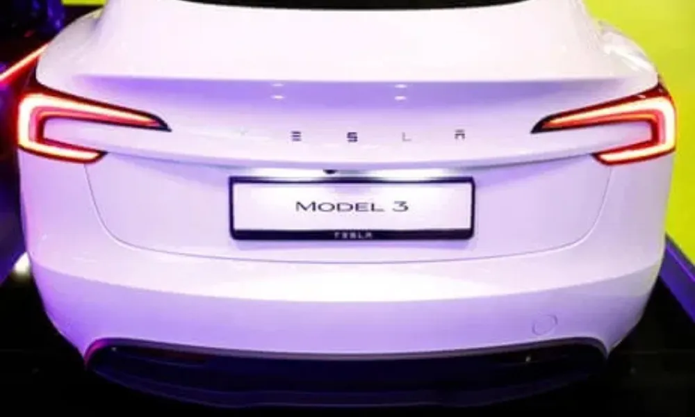 Tesla Model 3 features and range Europe