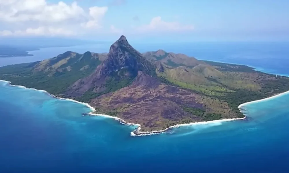 Nuca Molas Jurassic Park Island