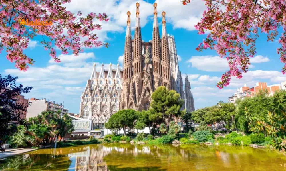 Granada Leads Spain’s Fight Against Overtourism in 2025