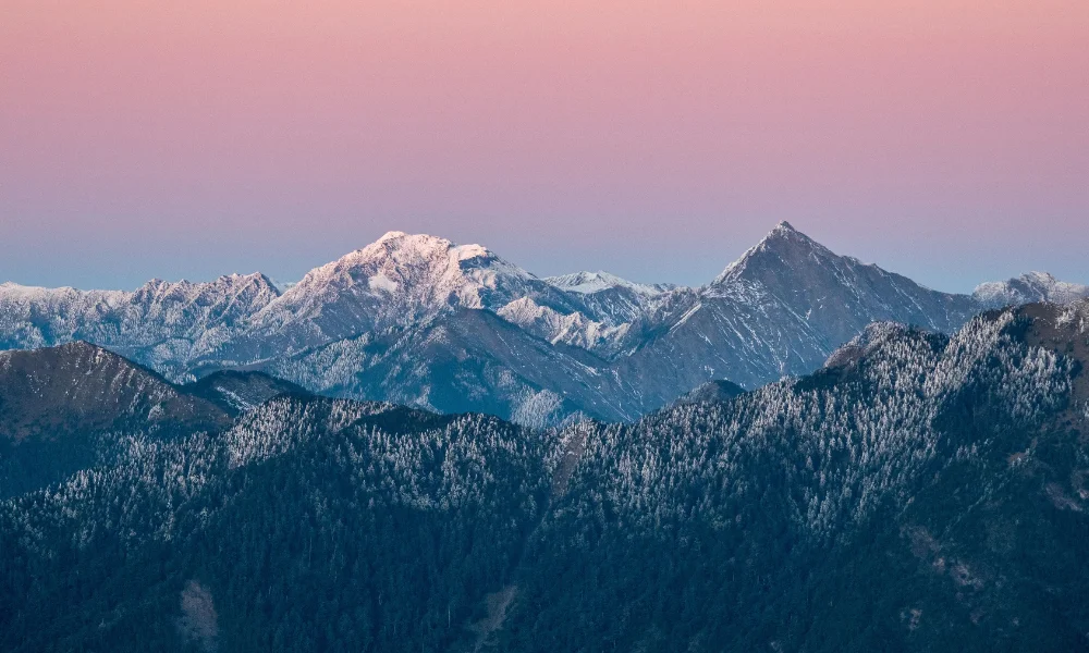 Top 10 Best Hill Stations to Visit in Winter 2025–2026