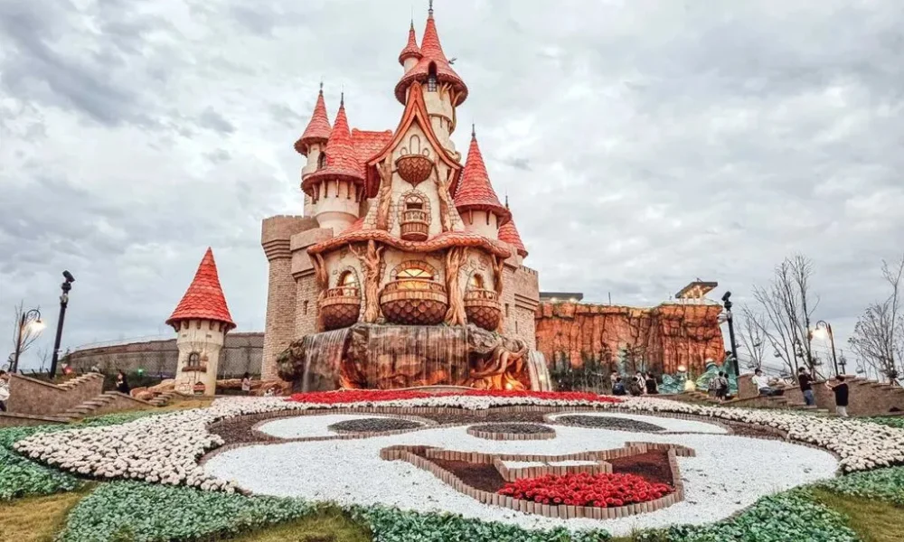 Lotte World Adventure extreme thrill rides