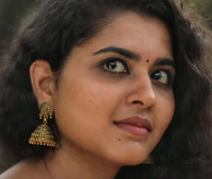 Photo 8 of Deepa Balu