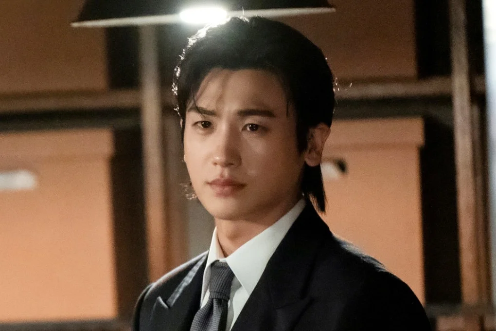 Photo 8 of Buried Hearts - Love Lost Beneath the Surface