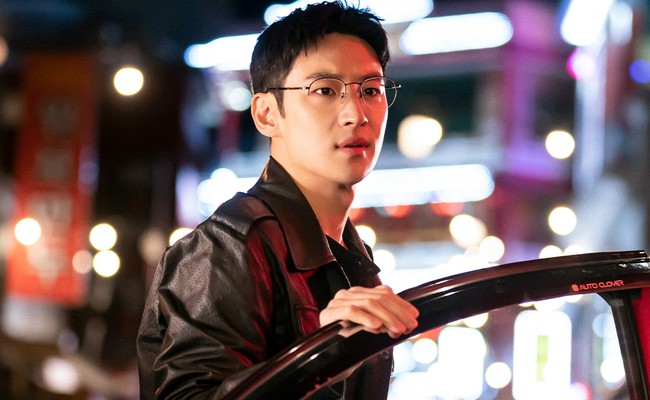 Photo 3 of Taxi Driver Season - Revenge Gets Personal