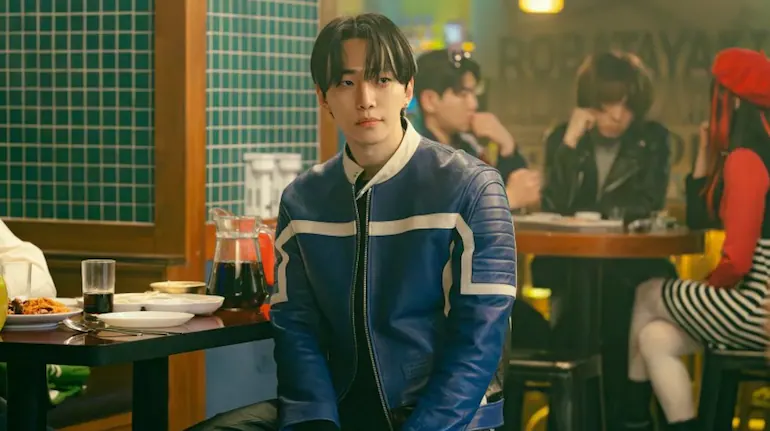 Photo 6 of Typhoon Family - Secrets Stir in a Broken Home