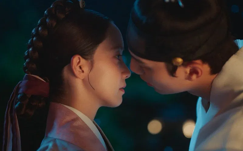 Photo 1 of Bon Appetit Your Majesty - A Royal Taste of Romance