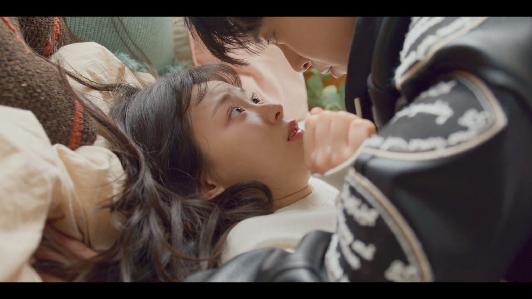 Photo 6 of Dear X - A Mysterious Love Beyond Reality