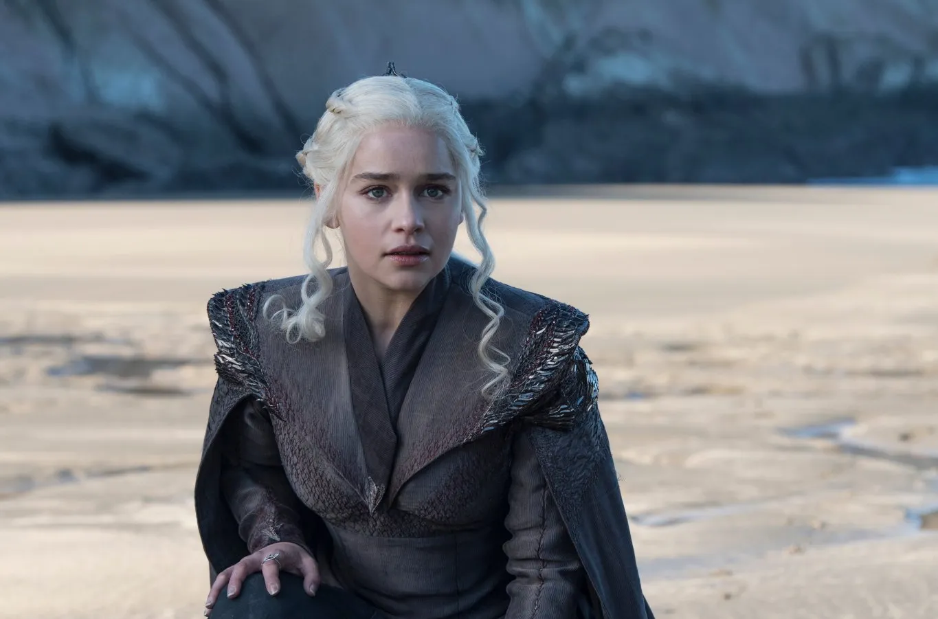 Photo 3 of Game of Thrones - Winter Is Here