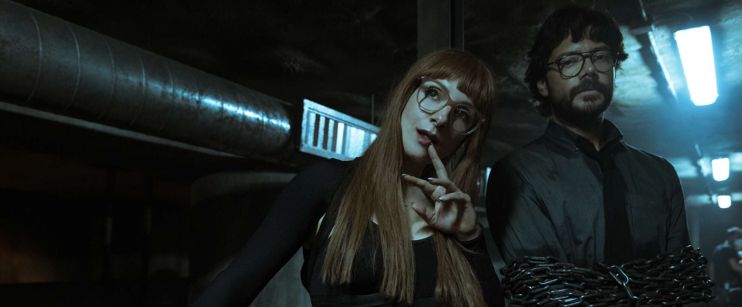 Photo 5 of Money Heist - War Inside the Bank