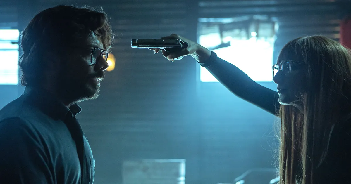 Photo 6 of Money Heist - War Inside the Bank