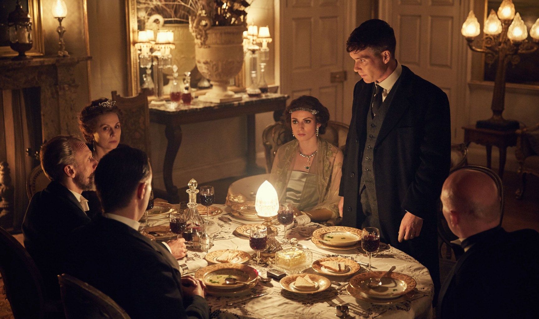 Photo 3 of Peaky Blinders - The Family Faces High Stakes and Betrayal