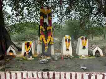 Image of: Sangili Buthathar Temple in Naranammalpuram Tamil Nadu 2