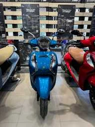 Image of: Krishna Motors Yamaha Showroom Alangulam Tamil Nadu 2