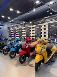 Image of: Krishna Motors Yamaha Showroom Alangulam Tamil Nadu 5