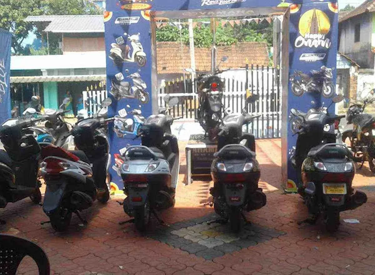 Image of: Adhi Motors - Authorized Yamaha Dealer 4