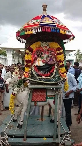 Image of: Arulmigu Guhanatheeswarar Temple Kanniyakumari - Worship of Lord Guhanatheeswarar 3