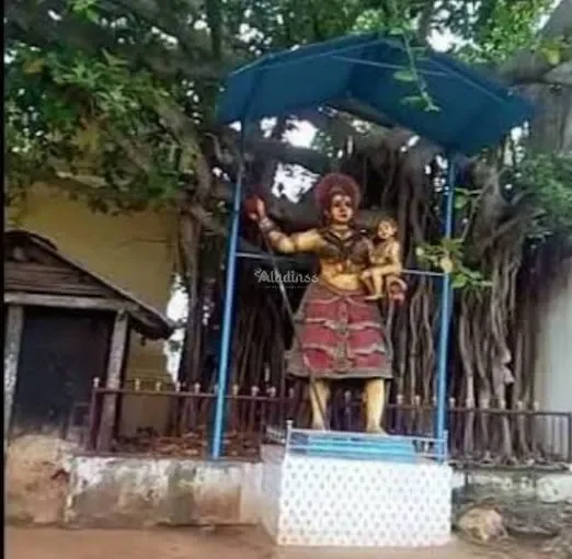 Image of: ESAKKI AMMAN TEMPLE Allamudu Thalakkulam - Worship & Rituals