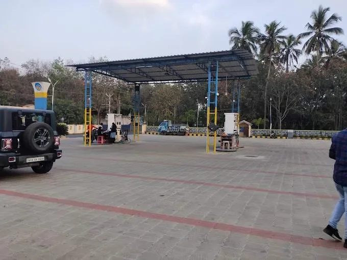 Image of: GOLDA PETROLEUM Thomiyarpuram Thadikkarankonam 7