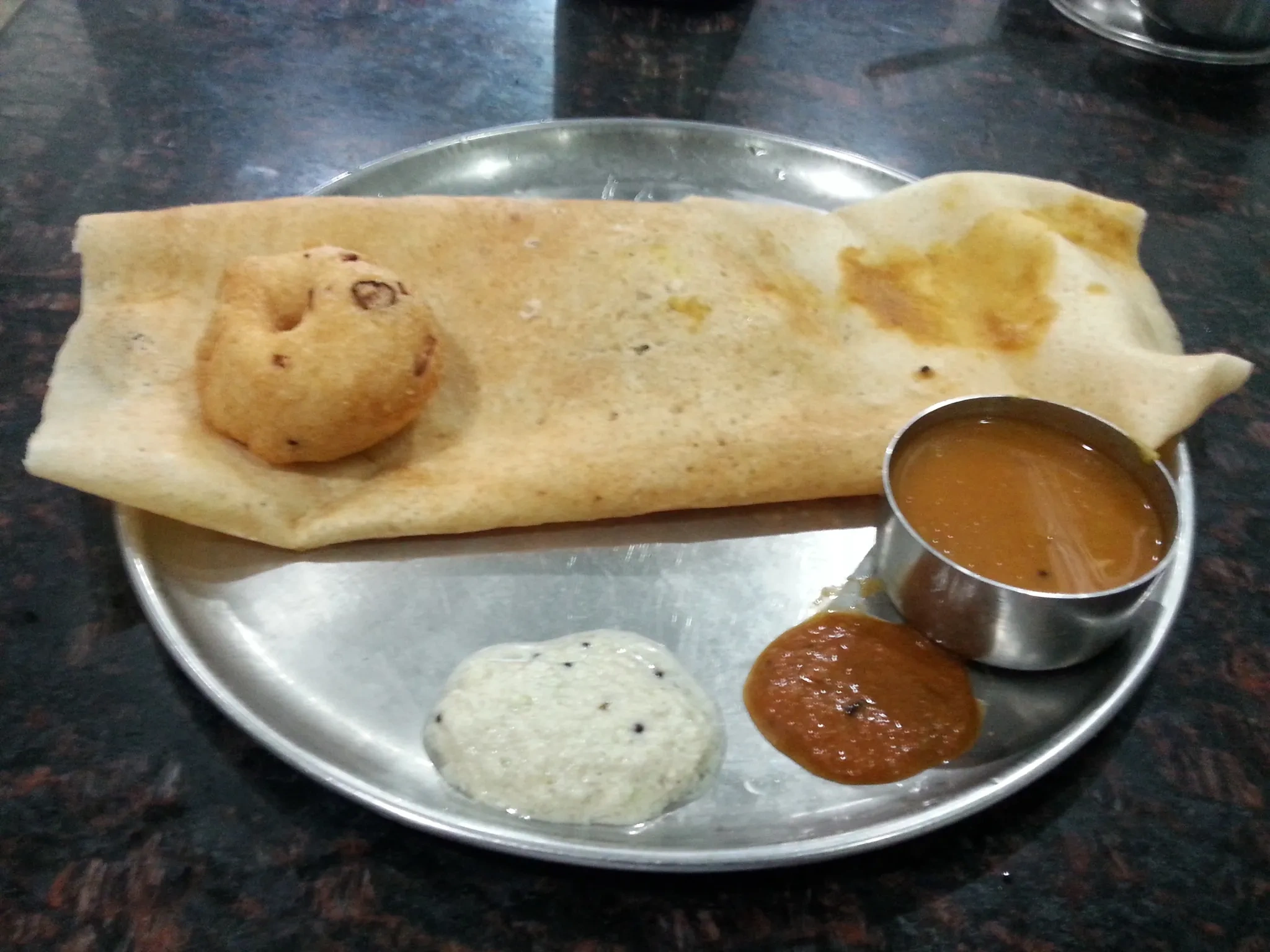 Image of: Arusuvai Unavakam - Tasty and Affordable Traditional Meals with a Local Flavor 2