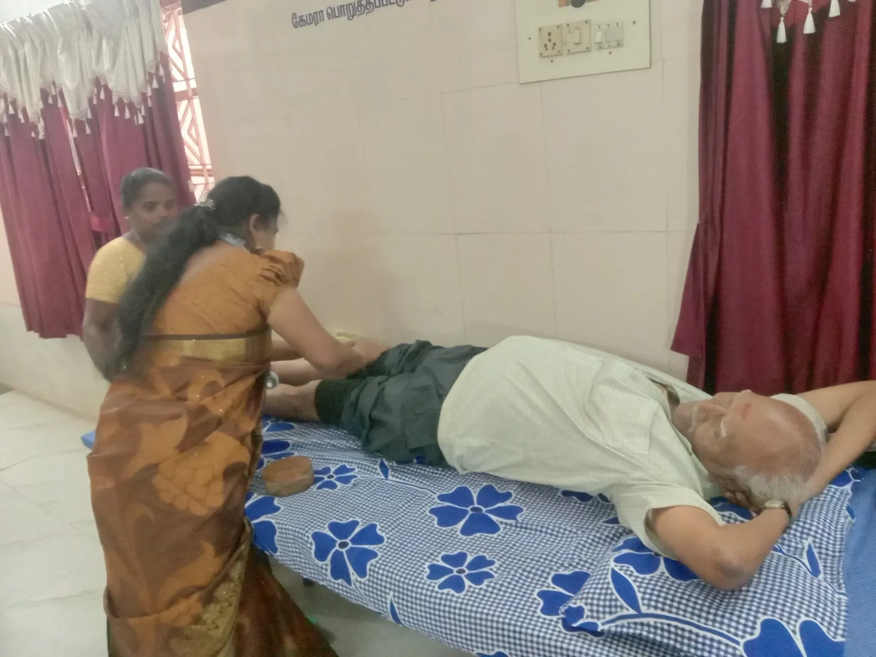 Image of: Blessing Homeopathic Acupuncture Clinic Tirunelveli Massage Therapy 4