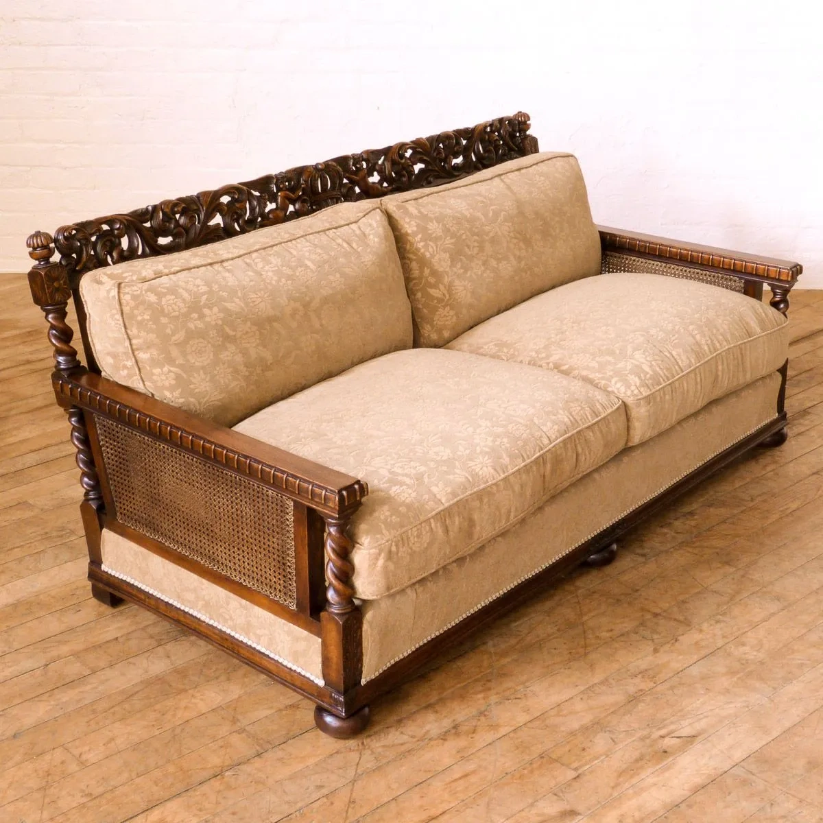 Image of: Krish Furniture Iti Stop Pettai Tamil Nadu Quality Home Furnishings 2