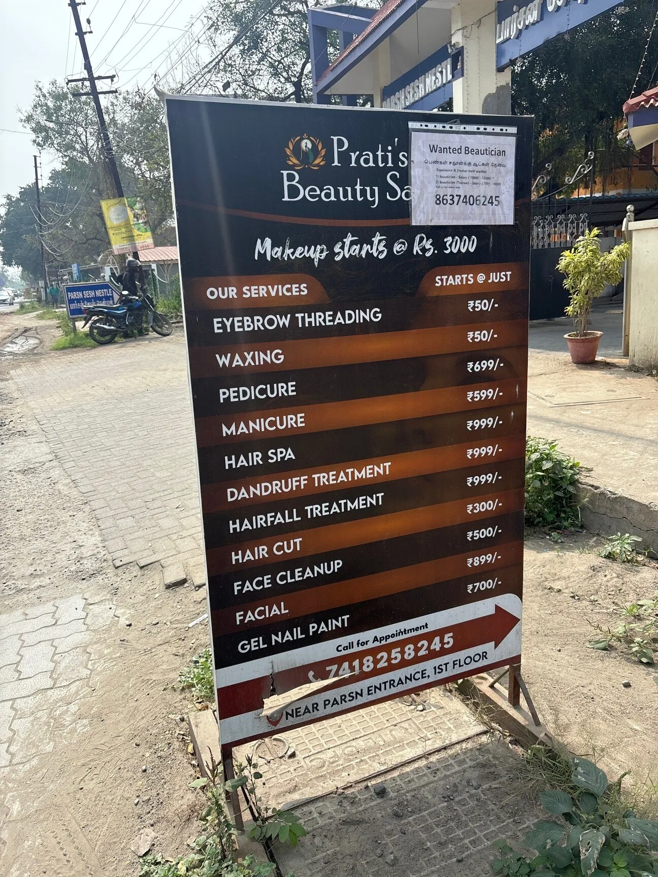 Image of: Prati’s Beauty Lounge - Best Ladies Salon & Bridal Makeup Artist in Coimbatore 2