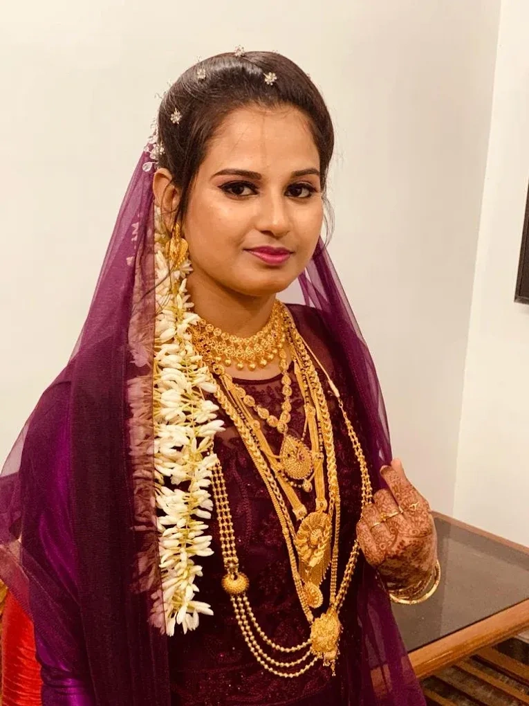 Image of: Sel Si Beauty Parlour (AC) - Premium Beauty Services in a Comfortable Environment