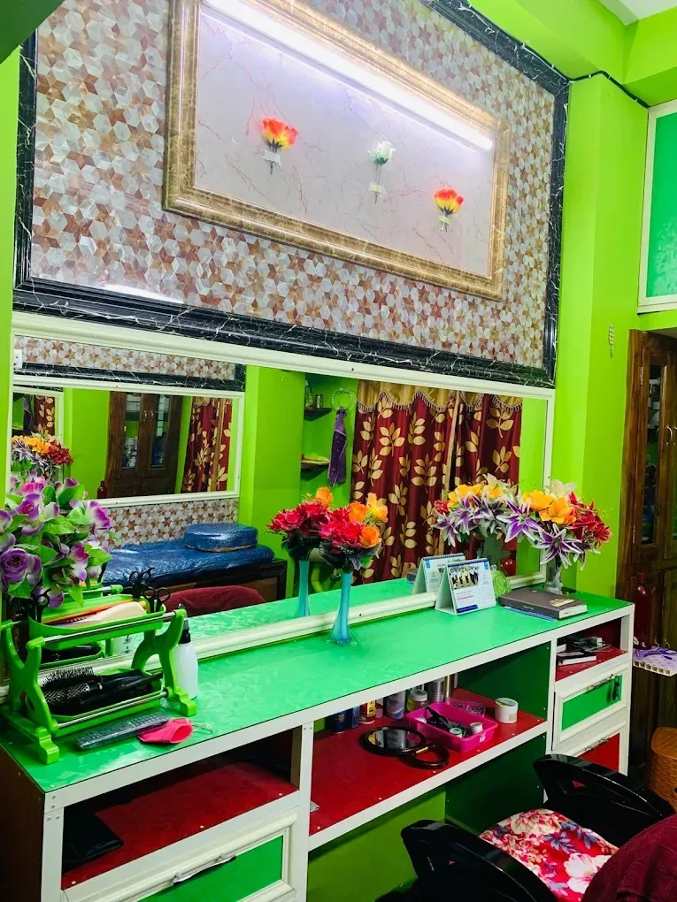 Image of: Sel Si Beauty Parlour (AC) - Premium Beauty Services in a Comfortable Environment 2