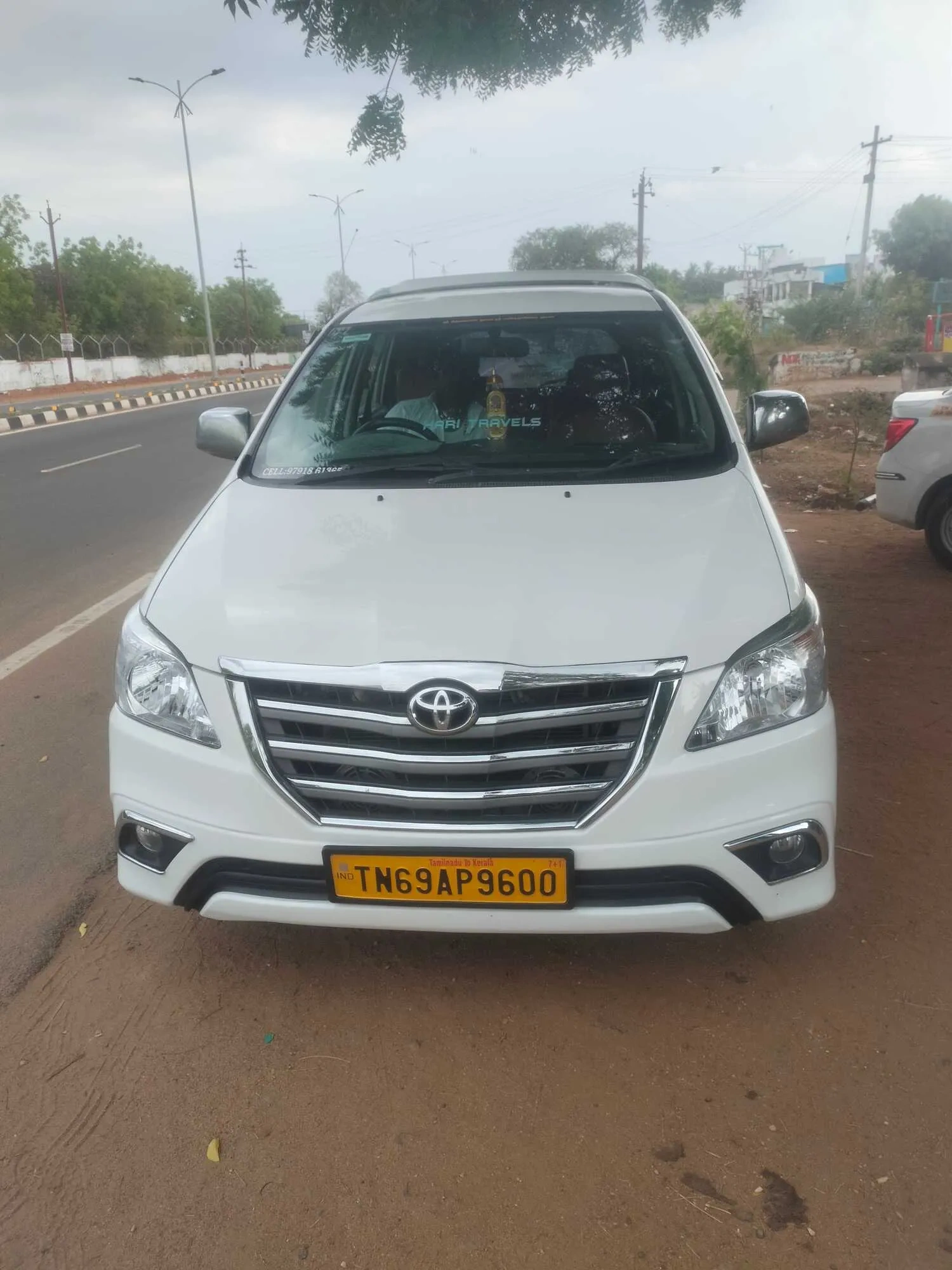 Image of: Sowmiya Travels Tirunelveli New Bus Stand 3